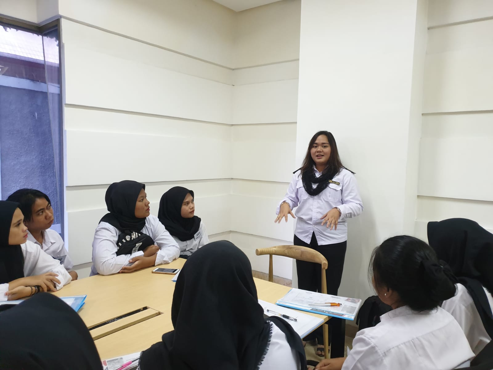 Wendy as Speaker with audience