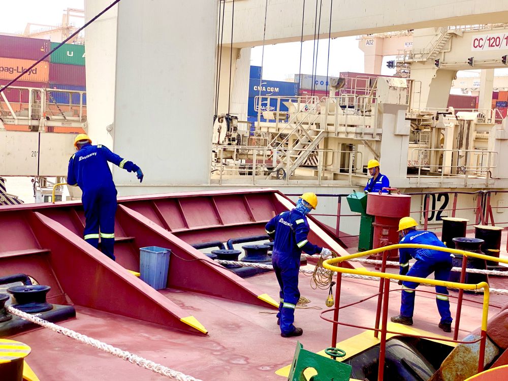 Crew Manning Estaway